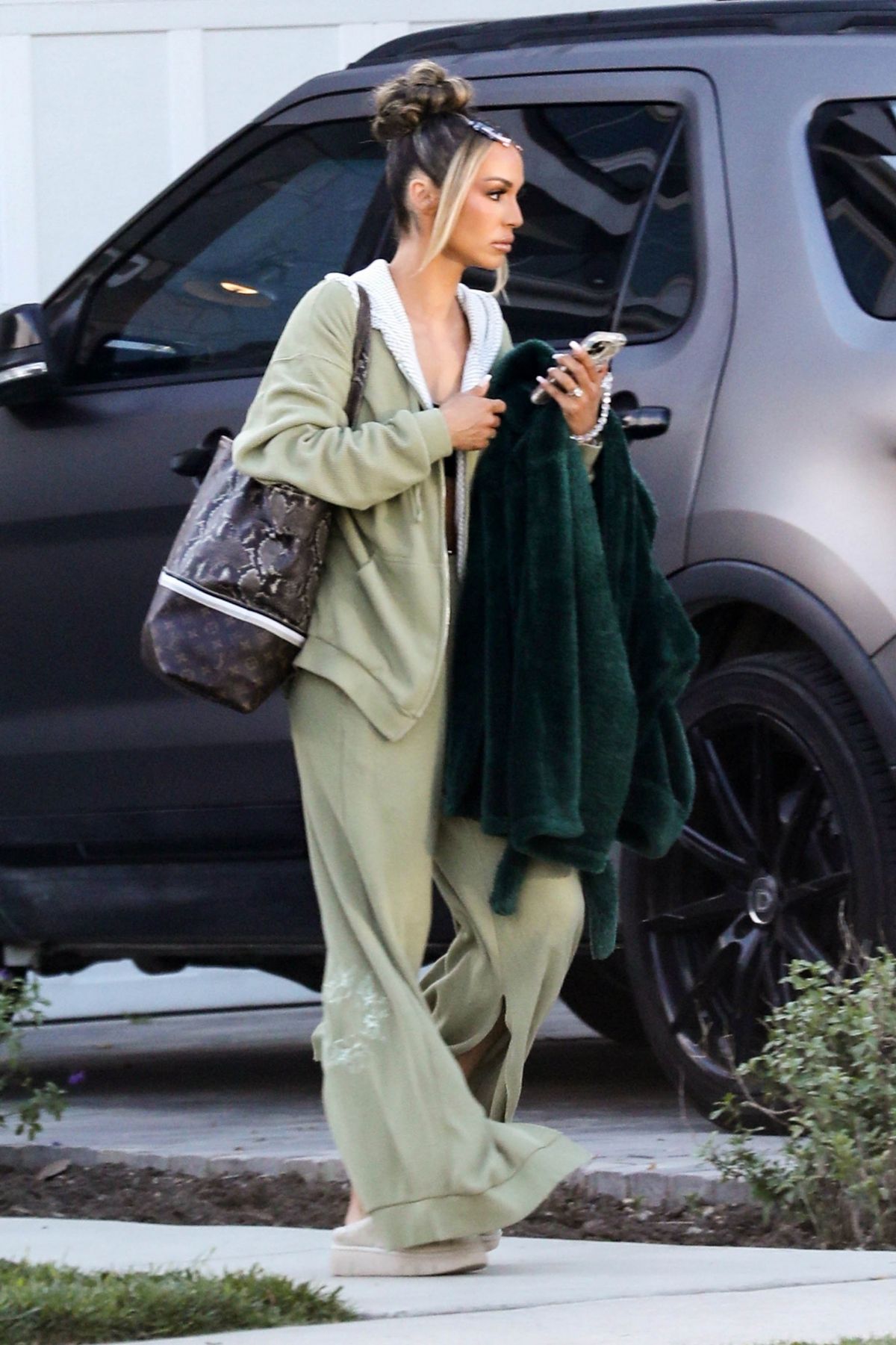 Scheana Shay Leaves Her New Home in Los Angeles, March 2024