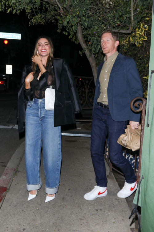 Sofia Vergara Leaves Dinner Date at Pace Restaurant in Los Angeles, March 2023 3