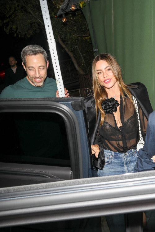 Sofia Vergara Leaves Dinner Date at Pace Restaurant in Los Angeles, March 2023 6