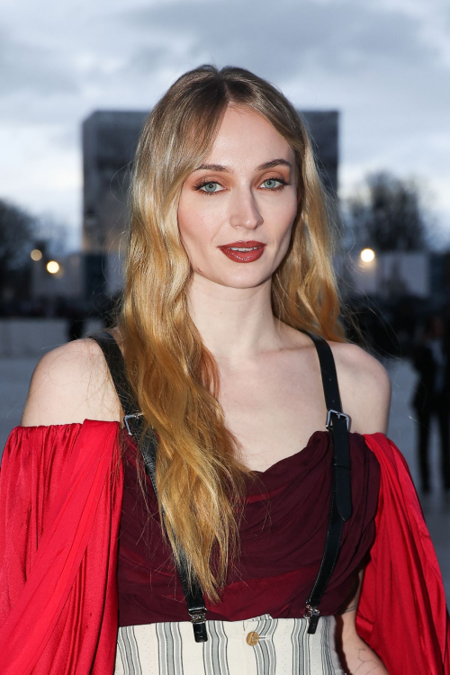 Sophie Turner at Louis Vuitton Fashion Show Paris Fashion Week, March 2024 3