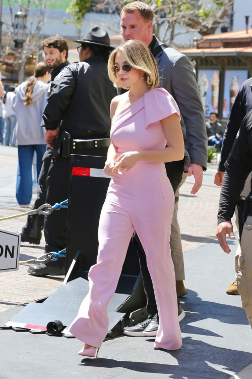 Sydney Sweeney Arrives at Laneige Pop-up Event at The Grove in Los Angeles, March 2024 3