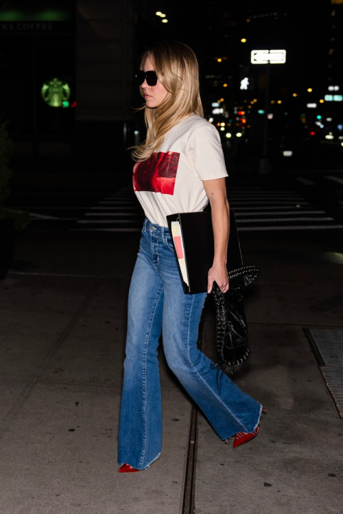 Sydney Sweeney Leaves SNL Rehearsals in New York, March 2024 4