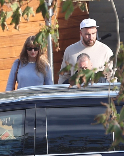 Taylor Swift and Travis Kelce on a Lunch Date at Nobu in Malibu, March 2024 2