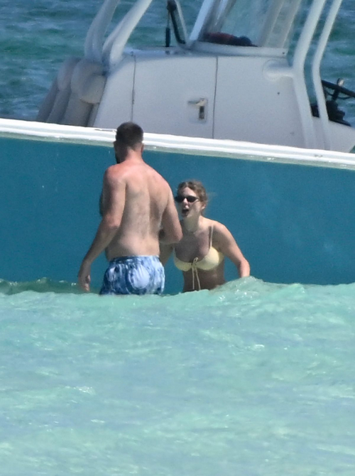 Taylor Swift in Bikini and Travis Kelce at a Beach in Bahamas, March 2024 1