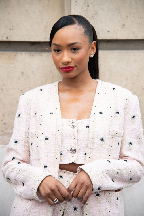 Temi Otedola at Giambattista Valli Womenswear FW24-25 Show, March 2024 2