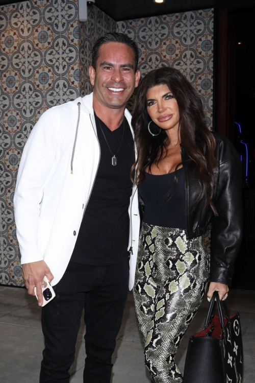 Teresa Giudice Louie Ruelas at Nusr-Et in Beverly Hills, March 2024 1