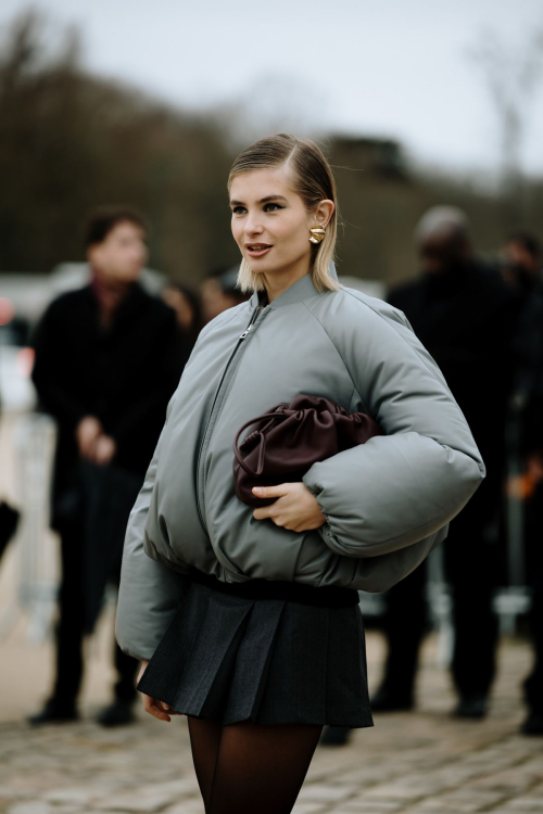 Xenia Adonts at Loewe Fashion Show Paris Fashion Week, March 2024 1