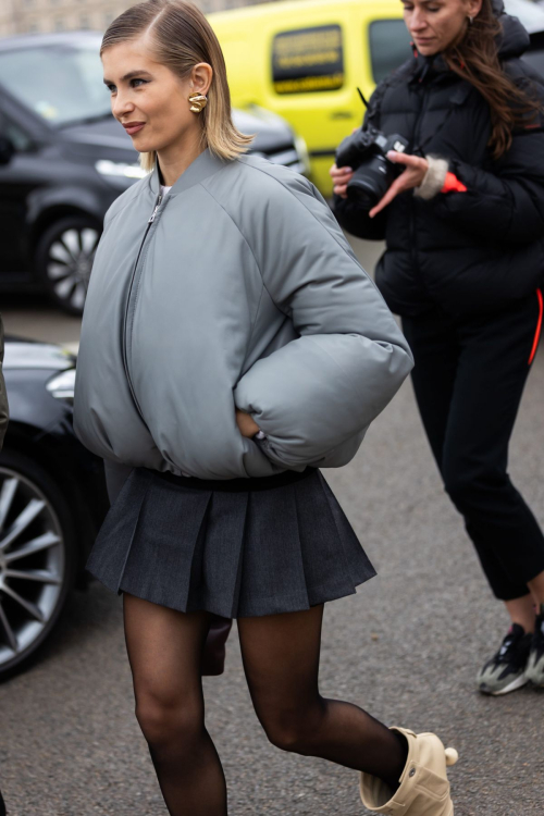 Xenia Adonts at Loewe Fashion Show Paris Fashion Week, March 2024 3