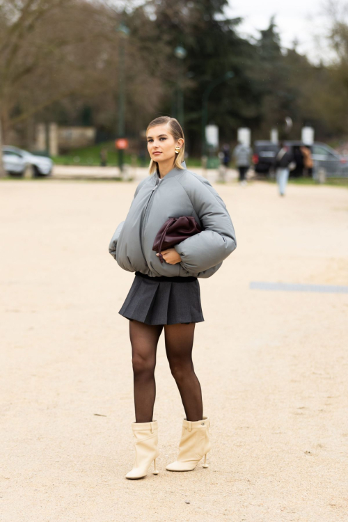 Xenia Adonts at Loewe Fashion Show Paris Fashion Week, March 2024 5