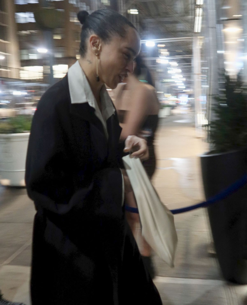 Zoe Kravitz Arriving at SNL After-party Zuma New York 3