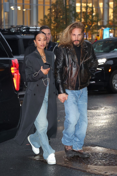 Zoe Saldana and Marco Perego Arrive at Their Hotel in New York