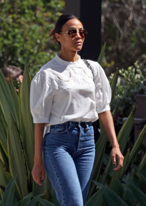 Zoe Saldana Lunch with Friends at The Honor Bar Montecito, March 2024 1