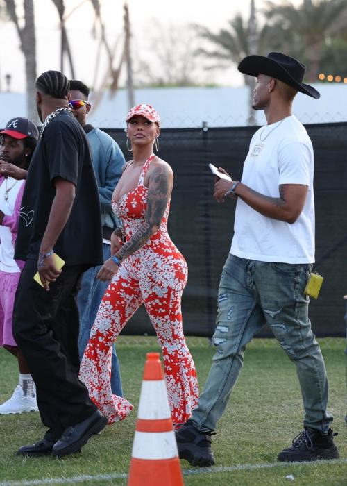 Amber Rose at Coachella Valley Music and Arts Festival 6