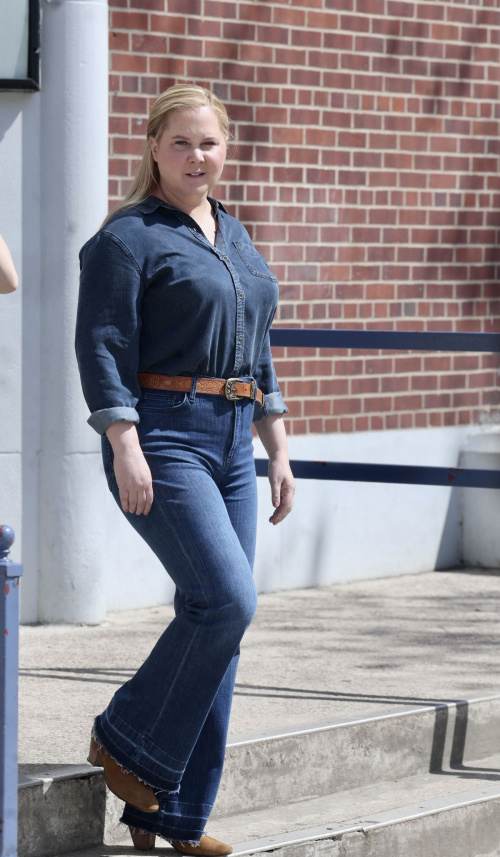 Amy Schumer in Double Denim Filming Alpaca in New York 2