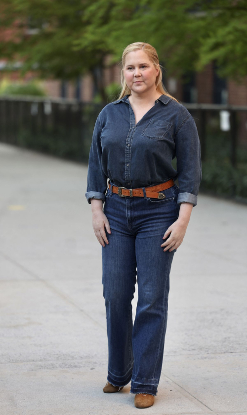 Amy Schumer in Double Denim Filming Alpaca in New York 6