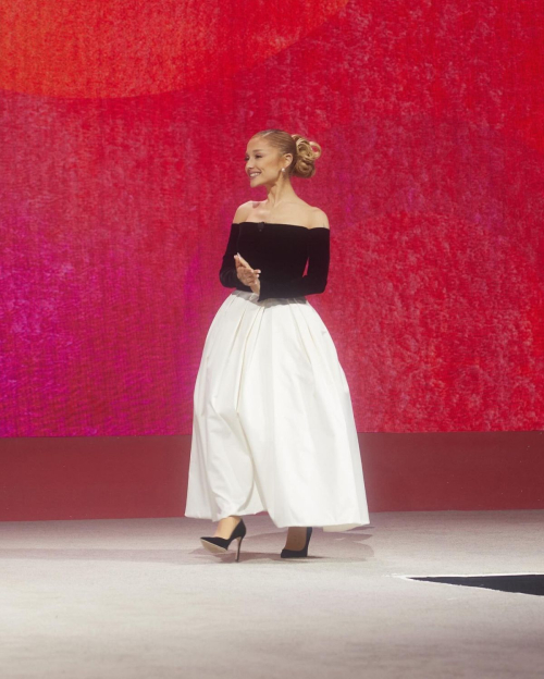 Ariana Grande at Ulta Beauty Field Leadership Conference 1