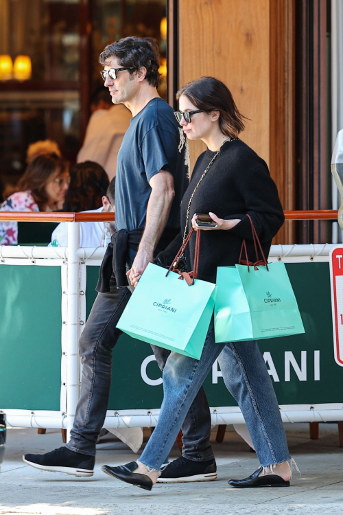 Ashley Benson and Brandon Davis at Cipriani in Beverly Hills 9