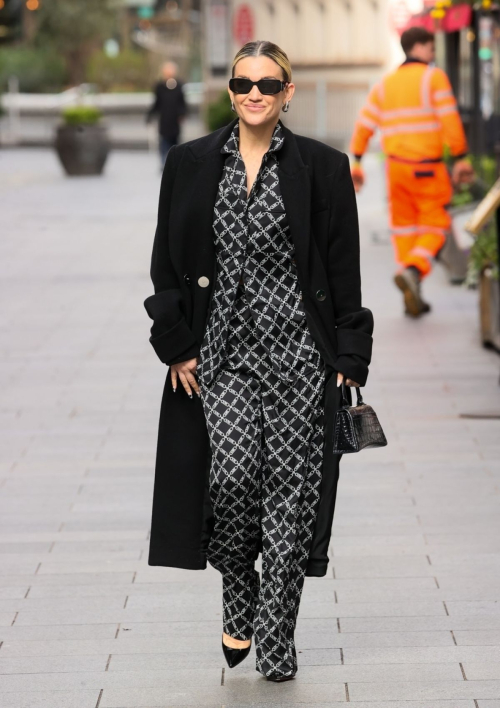 Ashley Roberts Arrives at Heart Radio Studio in London 2