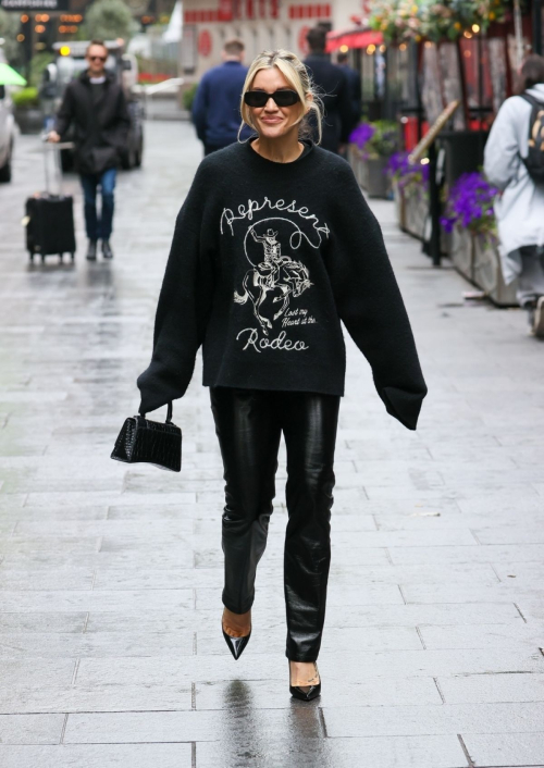 Ashley Roberts Arrives at Heart Radio Studios in London 3