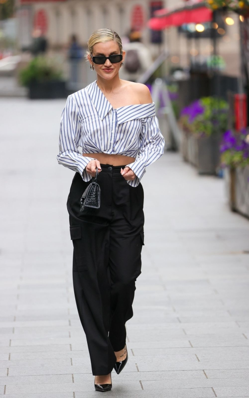 Ashley Roberts Out and About in London 6