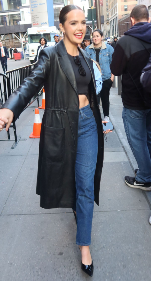 Bailee Madison Arrives at Madison Square Garden in New York 5