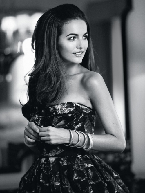 Camilla Belle in Jezebel 3