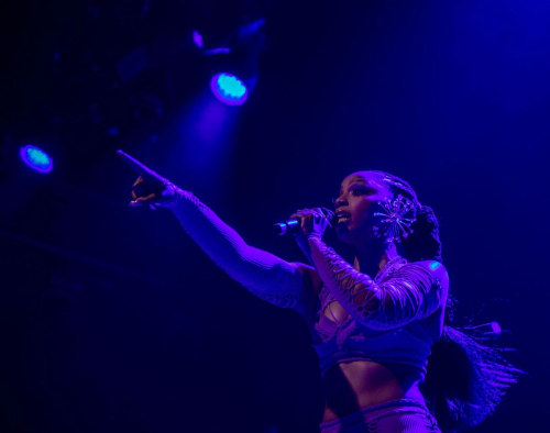 Chloe Bailey Performs at Coachella Valley Music Festival 5