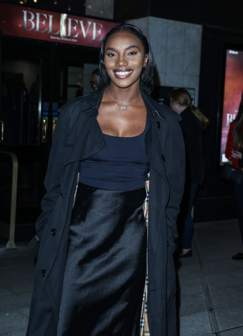 Chyna Mills Arrives at Graziano Di Prima’s Believe: My Life On Stage Dance Show Performance in London 3