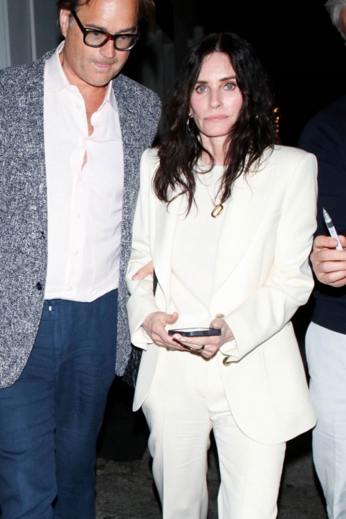 Courteney Cox Out for Dinner at Funke in Beverly Hills