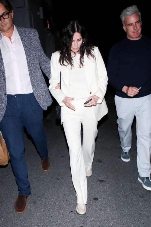 Courteney Cox Out for Dinner at Funke in Beverly Hills 4