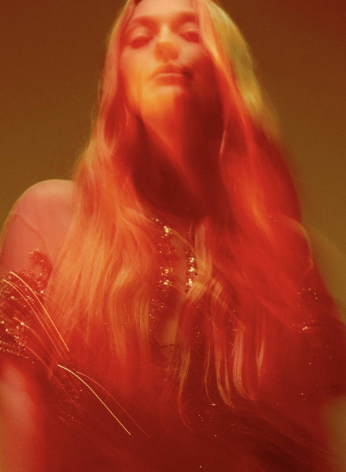 Dakota Fanning in Numero Netherlands 6