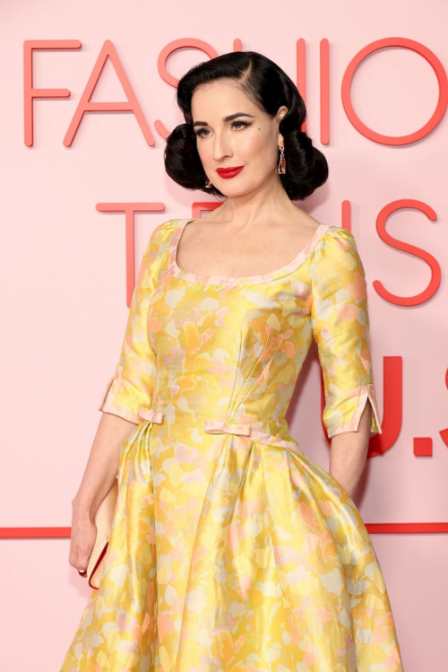 Dita Von Teese at Fashion Trust U.S. Awards in Beverly Hills 6