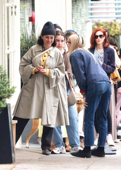 Dylan Meyer and Alia Shawkat Out for Coffee in Los Feliz