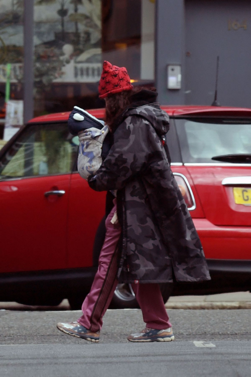 Eliza Doolittle Out with Baby in Primrose Hill 2