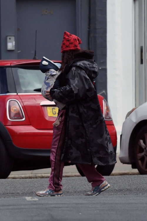 Eliza Doolittle Out with Baby in Primrose Hill 3