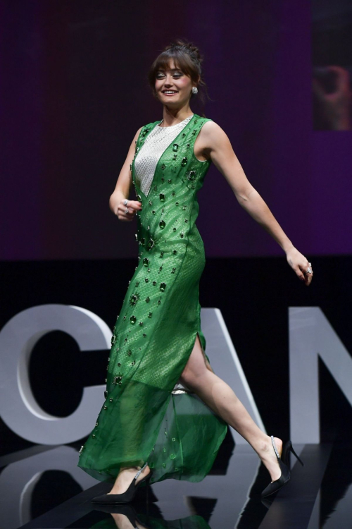 Ella Purnell at Pink Carpet at 7th Canneseries International Festival in Cannes 1