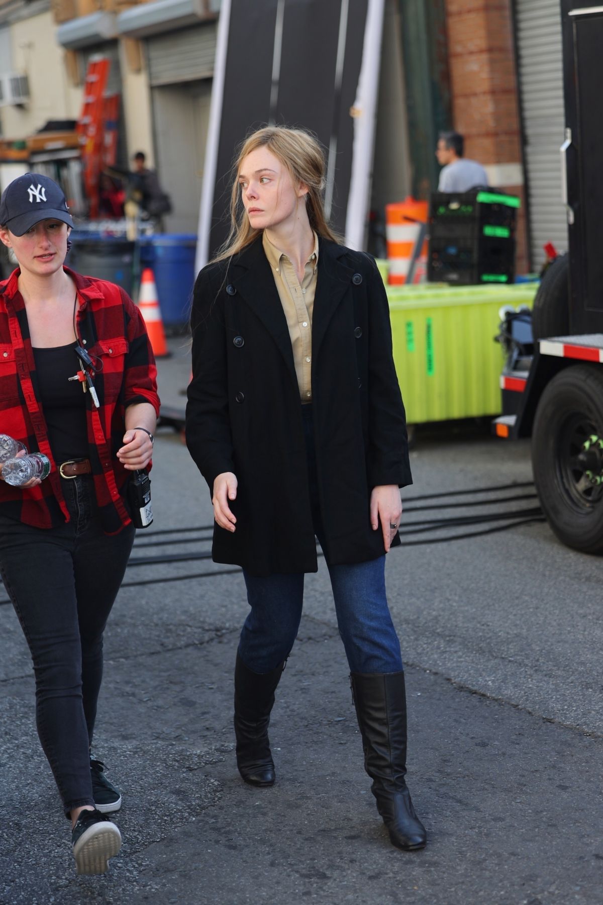 Elle Fanning on Set of 