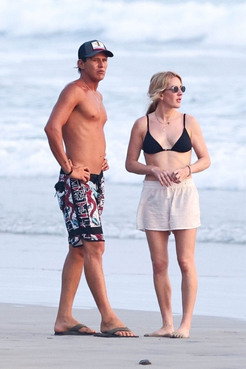 Ellie Goulding and Armando Perez on Vacation in Costa Rica 3