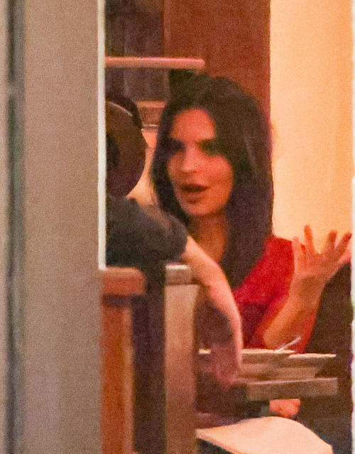 Emily Ratajkowski on Date with Noah Sacco in New York 5