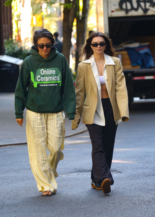 Emily Ratajkowski Out with Friend in New York