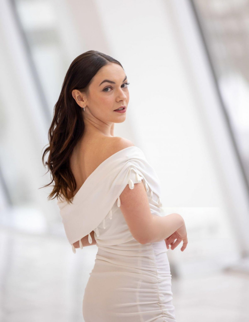 Emma Drogunova at Moresnet Photocall at Canneseries Festival 5