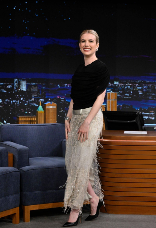 Emma Roberts Visits Tonight Show Starring Jimmy Fallon 4