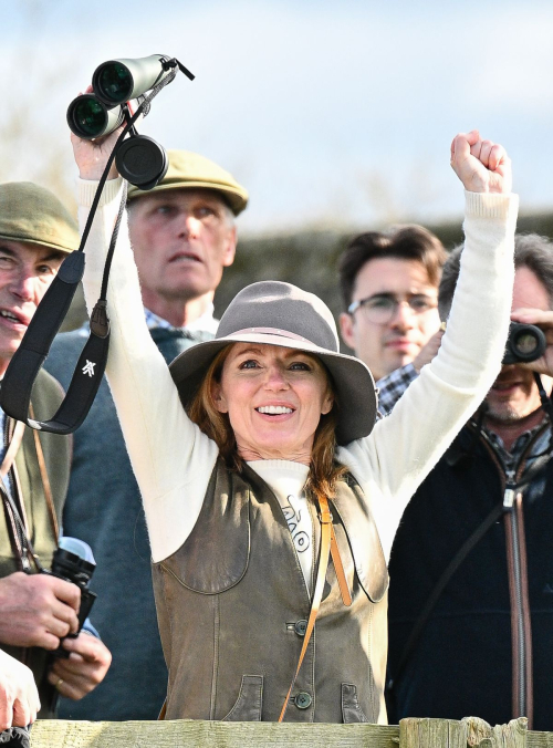 Geri Halliwell at Point to Point Races in Buckinghamshire 5