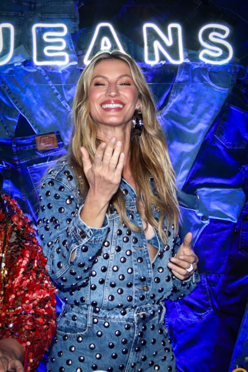 Gisele Bundchen at Fashion Event at Copacabana Palace in Rio de Janeiro 3