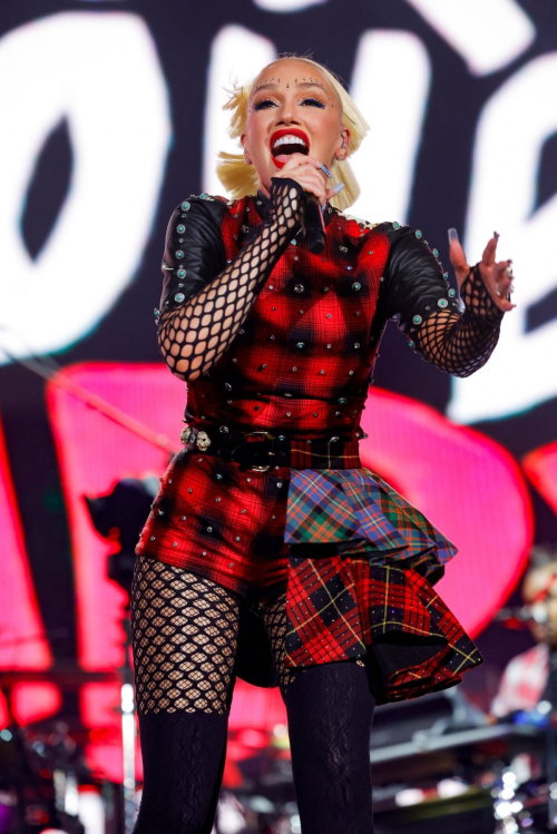 Gwen Stefani Performs at Coachella Valley Music Festival