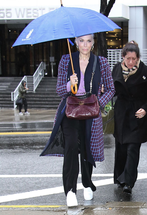 Hannah Waddingham Arrives at Drew Barrymore Show Interview in New York 4