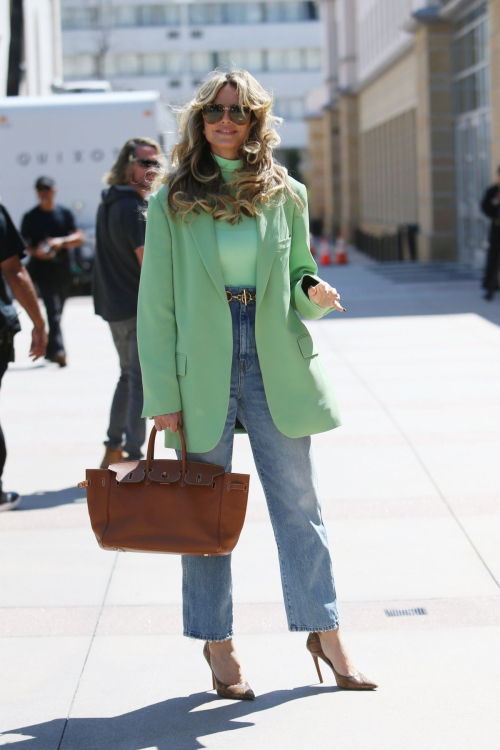 Heidi Klum Arrives at America’s Got Talent Taping in Pasadena 3