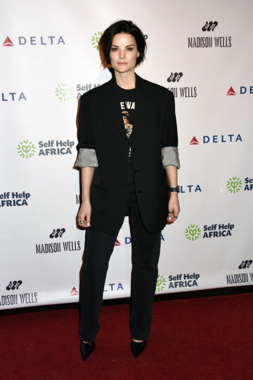 Jaimie Alexander Attends Broadway for Self Help Africa Benefit Concert 6