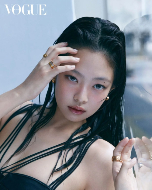 Jennie for Vogue Korea May 2024 13