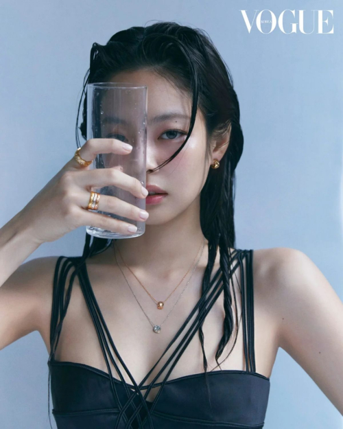 Jennie for Vogue Korea May 2024 5